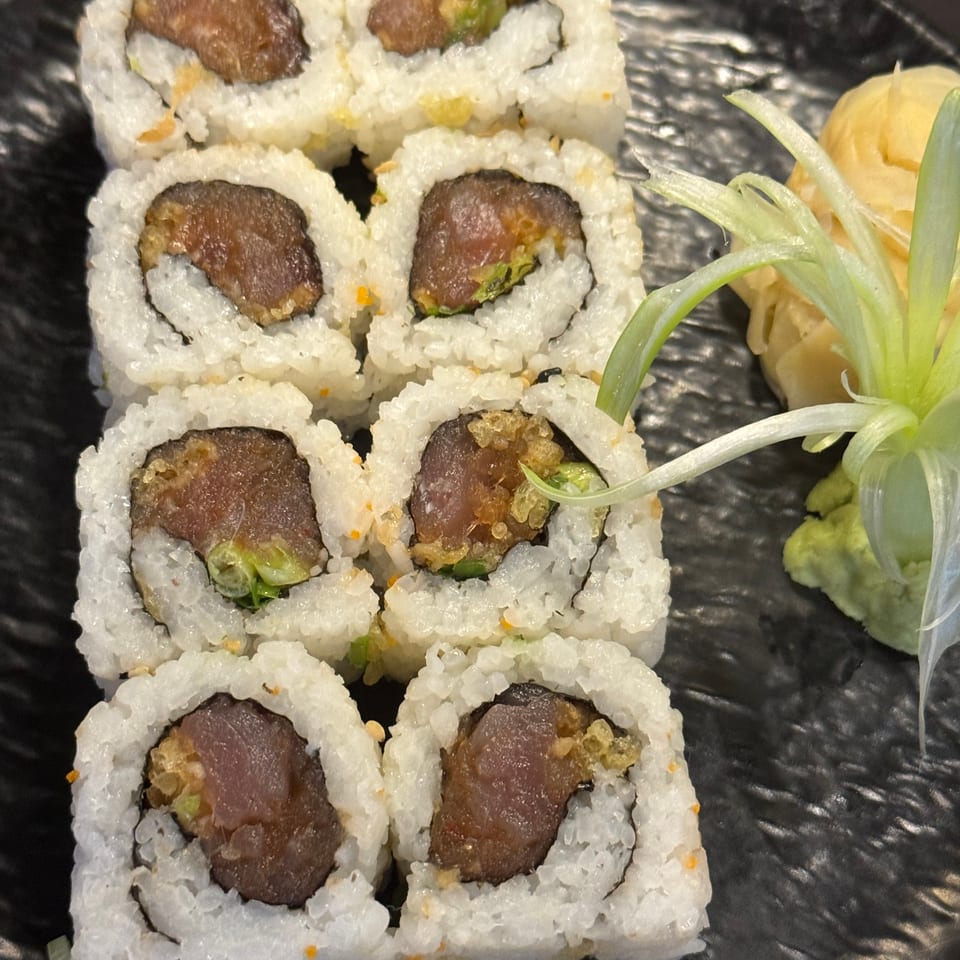 Indulge in Our Spicy Tuna Roll